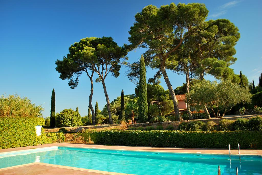 Domaine De Beaumont Villa แอกด์ ภายนอก รูปภาพ